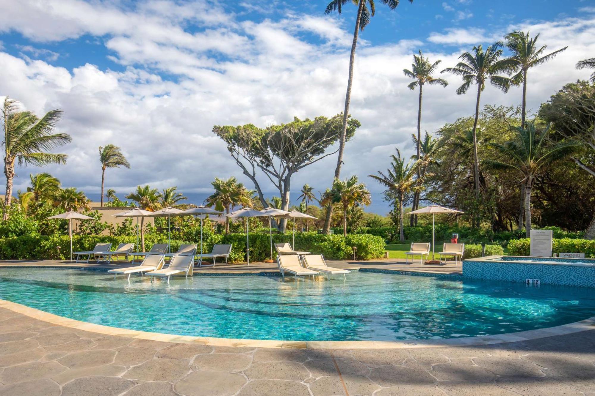Hilton Grand Vacations Club Maui Bay Villas Kihei Exterior photo